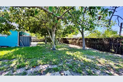 629 Troy Boulevard, West Palm Beach, FL 33409 - Photo 29