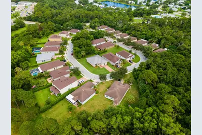 660 NE Moss Rose Place, Port Saint Lucie, FL 34983 - Photo 33