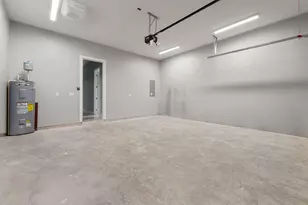 660 NE Moss Rose Pl, Port Saint Lucie, FL 34983 - Photo 23