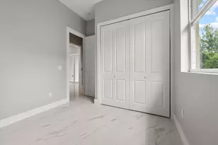 660 NE Moss Rose Pl, Port Saint Lucie, FL 34983 - Photo 19