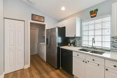 1644 Oak Berry Circle, Wellington, FL 33414 - Photo 17