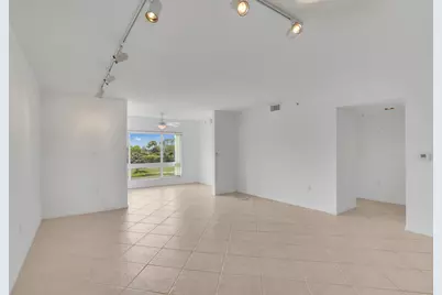 5874 Crystal Shores Drive #308, Boynton Beach, FL 33437 - Photo 13