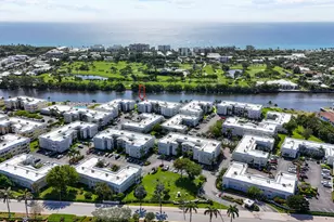 7 Colonial Club Dr, Boynton Beach, FL 33435 - Photo 19