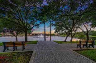 10290 NW 60th Pl, Parkland, FL 33076 - Photo 9