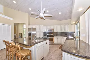 14466 Laurel Trail, Wellington, FL 33414 - Photo 17