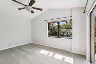 24 Uno Lago Dr, Juno Beach, FL 33408 - Photo 9