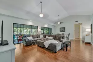 10510 SE Jupiter Narrows Dr, Hobe Sound, FL 33455 - Photo 5
