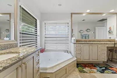 3819 N Ocean Drive, Riviera Beach, FL 33404 - Photo 33