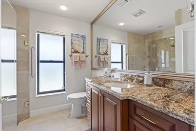 3819 N Ocean Drive, Riviera Beach, FL 33404 - Photo 37