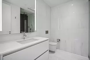 300 Biscayne Blvd Way, Miami, FL 33131 - Photo 17