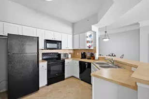 3303 Myrtlewood Cir E, Palm Beach Gardens, FL 33418 - Photo 5