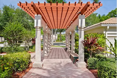 3303 Myrtlewood Circle E, Palm Beach Gardens, FL 33418 - Photo 19