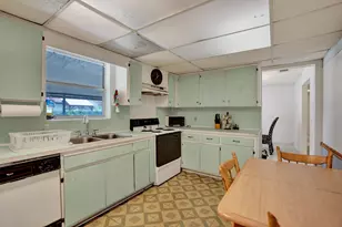 2886 Floral Rd, Lake Worth, FL 33462 - Photo 13