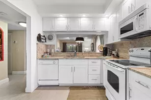 5200 E Club Cir, Boca Raton, FL 33487 - Photo 5