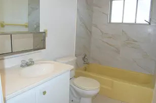 2930 Crosley Dr E, West Palm Beach, FL 33415 - Photo 17