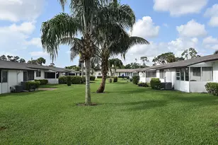2930 Crosley Dr E, West Palm Beach, FL 33415 - Photo 21