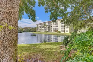 2768 Carambola Cir S, Pompano Beach, FL 33066 - Photo 5