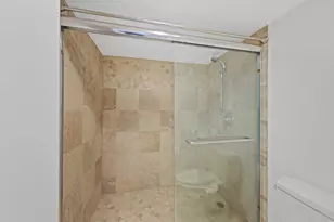 1147 Hillsboro Mile, Pompano Beach, FL 33062 - Photo 25