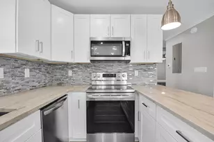 388 Tuscany G, Delray Beach, FL 33446 - Photo 11