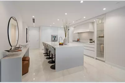 220 SE Mizner Boulevard #611, Boca Raton, FL 33432 - Photo 3