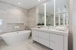 220 SE Mizner Blvd, Boca Raton, FL 33432 - Photo 21