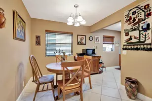 637 Monaco N, Delray Beach, FL 33446 - Photo 5