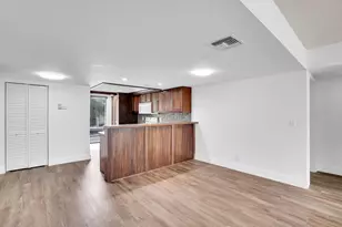 1701 Presidential Way, West Palm Beach, FL 33401 - Photo 5