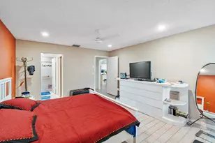 10900 Waterberry Ct, Boca Raton, FL 33498 - Photo 11
