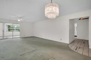 6113 Rainbow Cir, Greenacres, FL 33463 - Photo 7