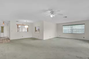 6113 Rainbow Cir, Greenacres, FL 33463 - Photo 9