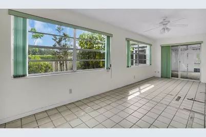 6113 Rainbow Circle, Greenacres, FL 33463 - Photo 19