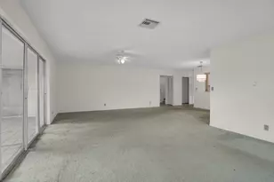 6113 Rainbow Cir, Greenacres, FL 33463 - Photo 11