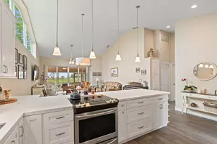 1401 Mahogany Pl, Palm Beach Gardens, FL 33418 - Photo 11