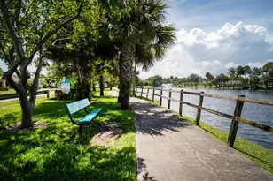 715 Lori Dr, Lake Worth Beach, FL 33461 - Photo 23