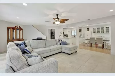 146 Weybridge Circle #B, Royal Palm Beach, FL 33411 - Photo 11