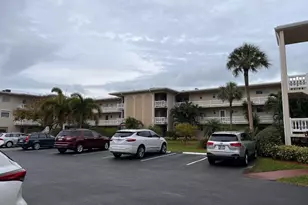 2811 S Garden Dr, Palm Springs, FL 33461 - Photo 1