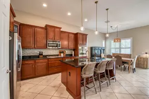 10295 SW Waterway Ln, Port Saint Lucie, FL 34987 - Photo 7