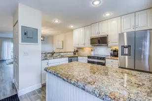 1428 S Lakeside Dr, Lake Worth Beach, FL 33460 - Photo 15