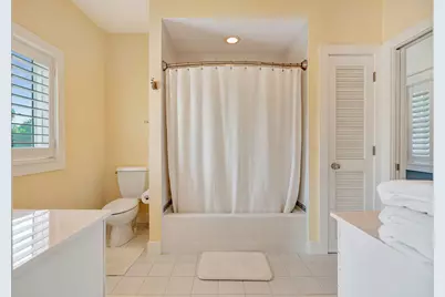 2940 Marys Way, Palm Beach Gardens, FL 33410 - Photo 47