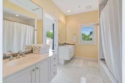 2940 Marys Way, Palm Beach Gardens, FL 33410 - Photo 47