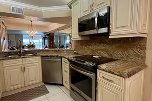 23249 Barwood Ln, Boca Raton, FL 33428 - Photo 3