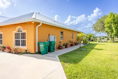 7611 SW 21st Parkway, Okeechobee, FL 34974 - Photo 41