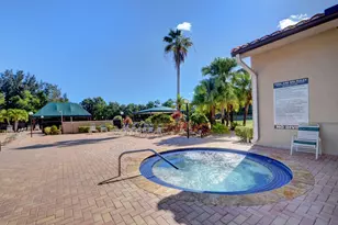 5947 Parkwalk Dr, Boynton Beach, FL 33472 - Photo 35