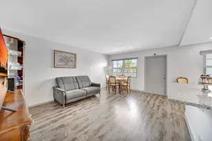 4063 Exeter D, Boca Raton, FL 33434 - Photo 15