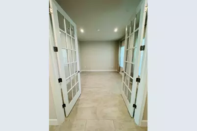 163 SW Pomeroy Street, Stuart, FL 34997 - Photo 9