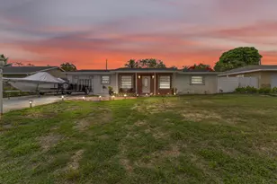 2745 Cambridge Rd, Lake Worth, FL 33462 - Photo 3