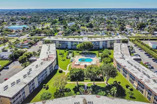 700 Village Green Ct, Lake Worth Beach, FL 33461 - Photo 19