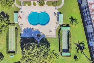 700 Village Green Ct, Lake Worth Beach, FL 33461 - Photo 23