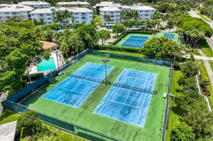 325 Oak Harbour Dr, Juno Beach, FL 33408 - Photo 27