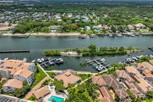 325 Oak Harbour Dr, Juno Beach, FL 33408 - Photo 33